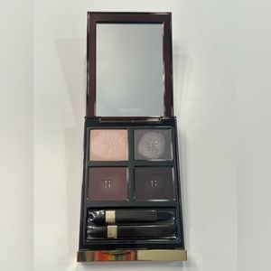 Tom Ford Eye Color Crème Eyeshadow Quad in Violet Satine (swatched once)